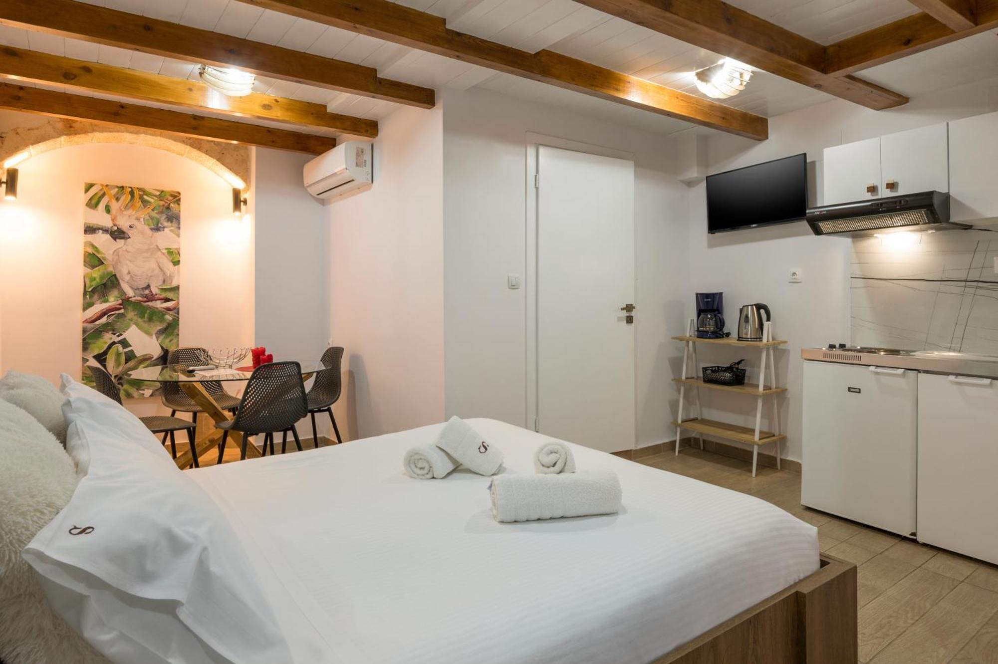 Mariviky Design Apartment Chania  Buitenkant foto
